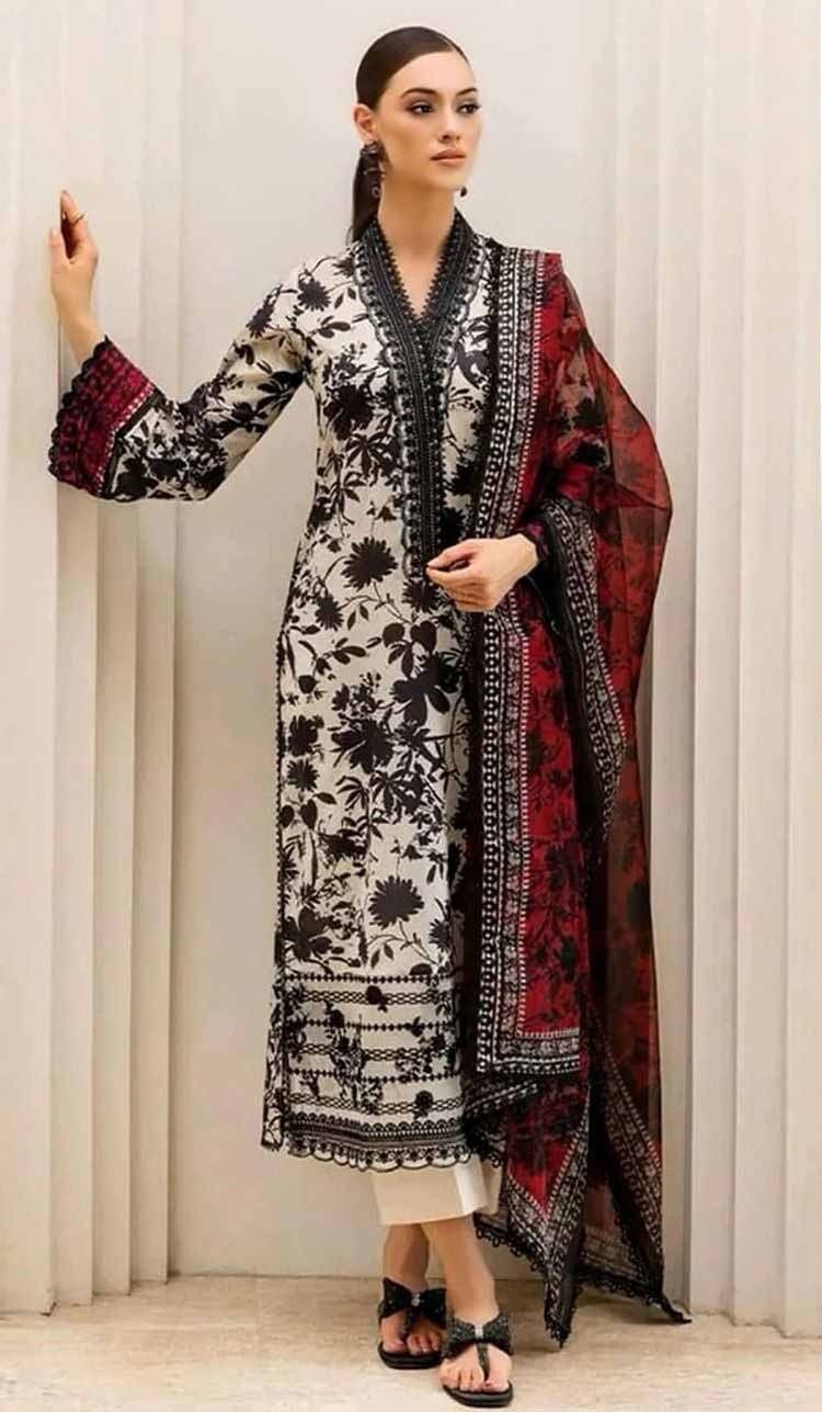 Cream Black Floral β Khaddar 3-Piece Suit